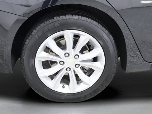 Used 2022 Chevrolet Malibu LT image 32