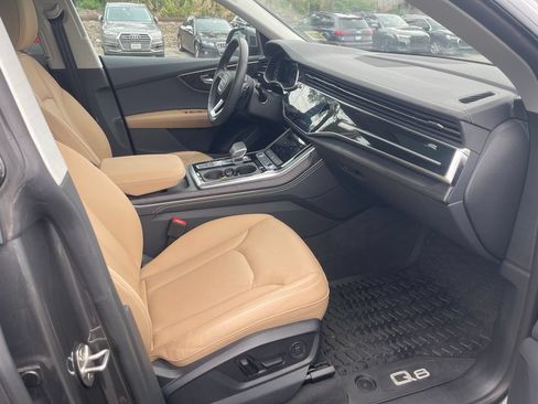 Used 2025 Audi Q8 Premium Plus w/ Premium Plus Package AWD/4WD image 29