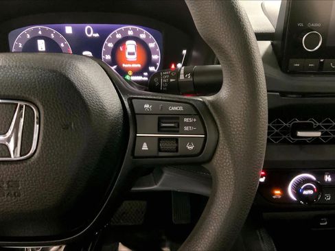 Used 2025 Honda Accord SE image 25