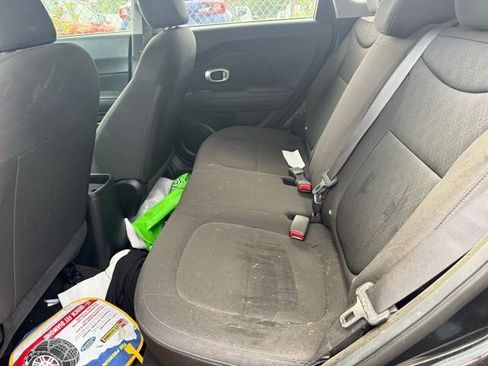 Used 2016 Kia Soul image 14