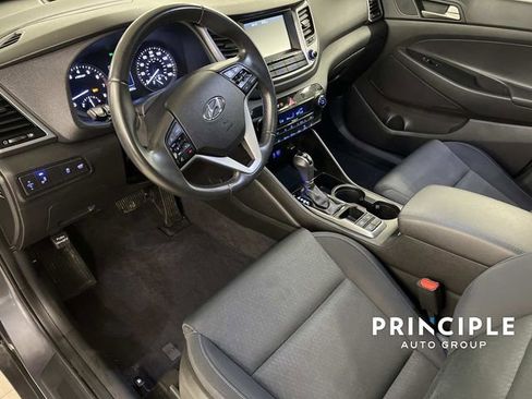 Used 2018 Hyundai Tucson Value w/ Cargo Package image 15