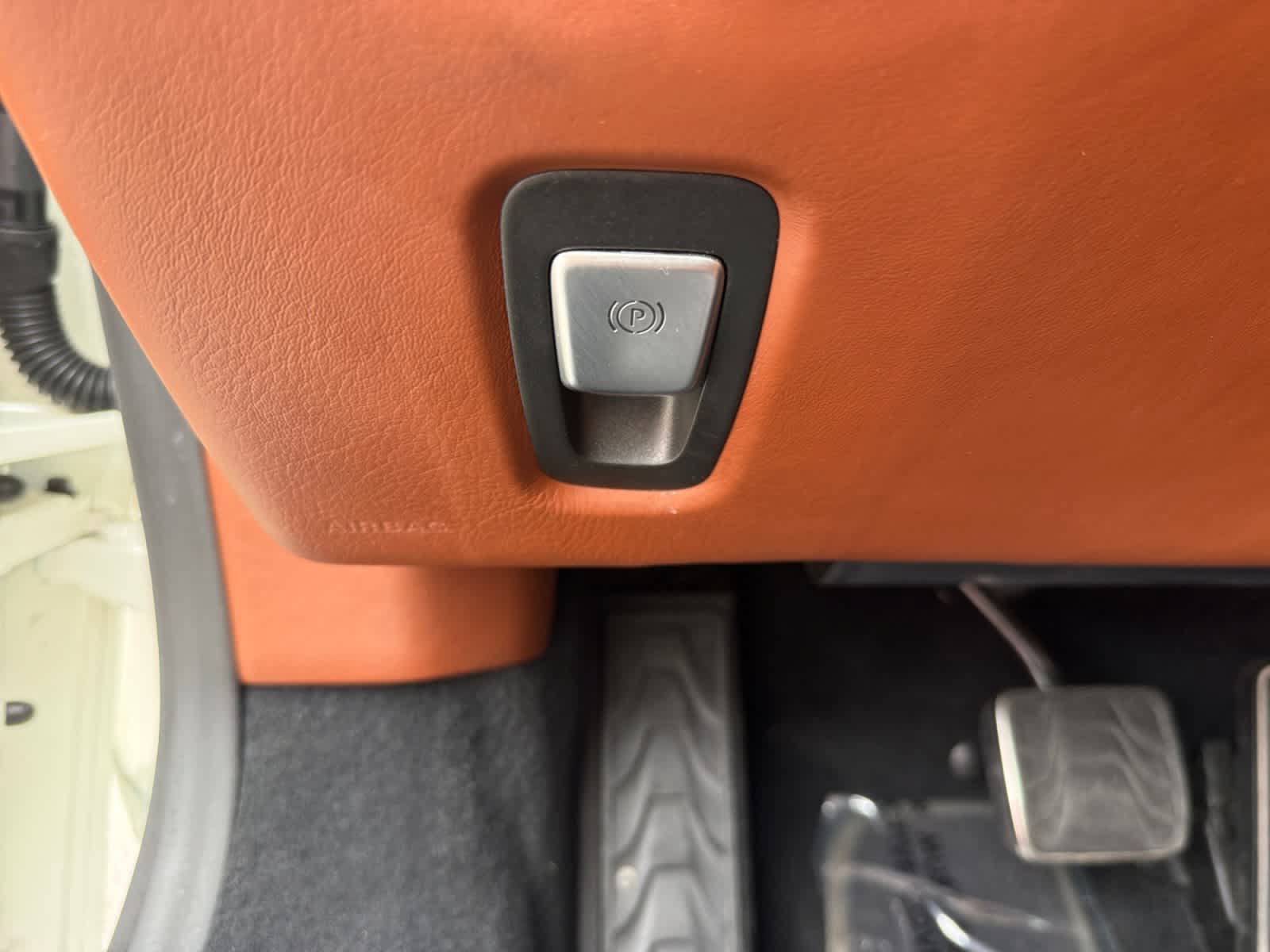 Used 2019 Aston Martin V8 Vantage Coupe RWD image 26