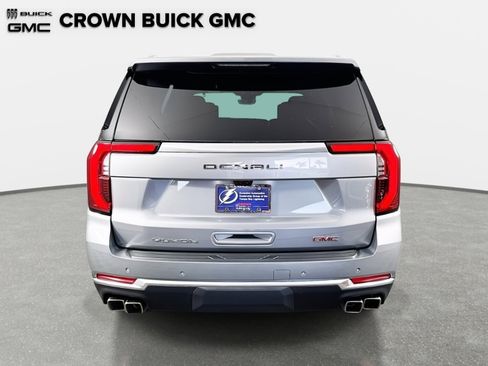 New 2026 GMC Yukon Denali w/ Denali Reserve Package AWD/4WD image 6