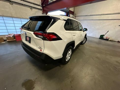 Used 2020 Toyota RAV4 LE w/ All Weather Liner Package AWD/4WD image 6