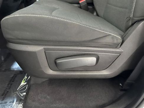 Used 2021 RAM 1500 Classic Warlock w/ Luxury Group AWD/4WD image 19