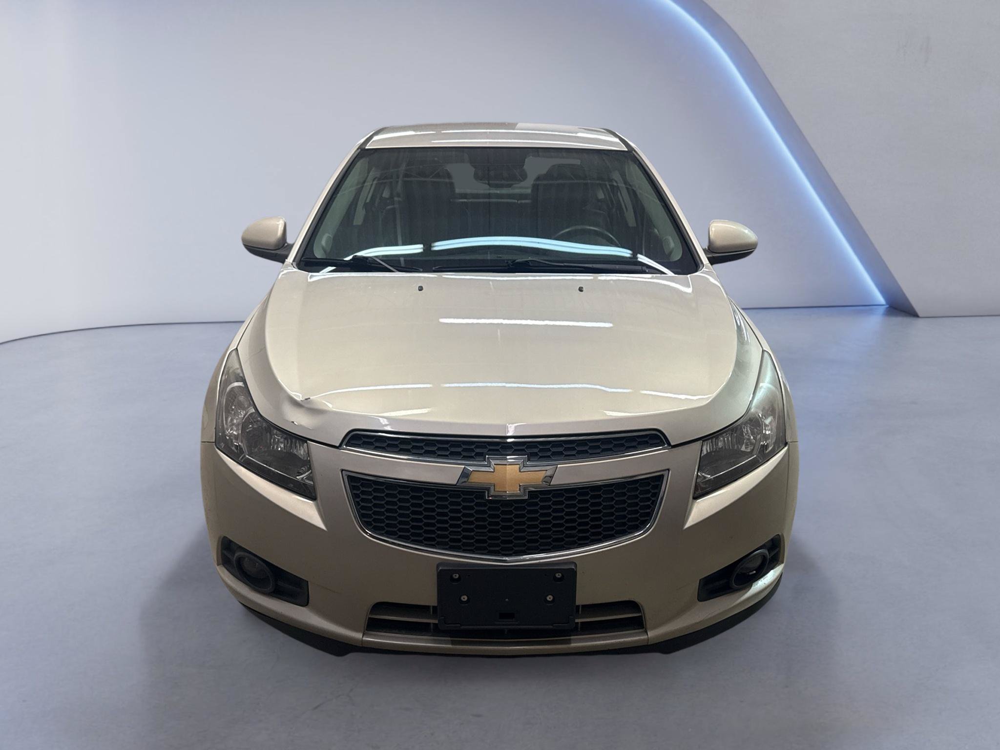 Used 2013 Chevrolet Cruze LTZ w/ Enhanced Safety Package FWD image 2