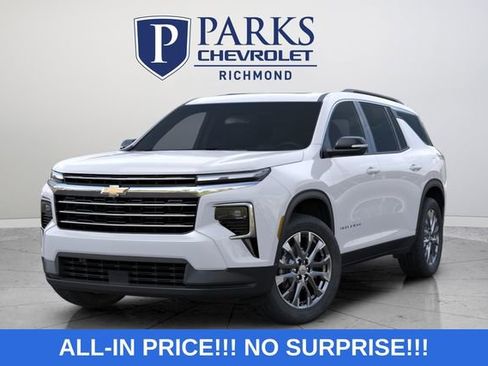 New 2026 Chevrolet Traverse LT w/ Sun and Wheel Package AWD/4WD image 3