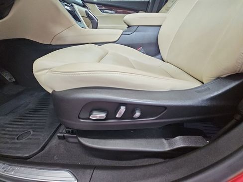 Used 2019 Cadillac XT5 Luxury AWD/4WD image 24