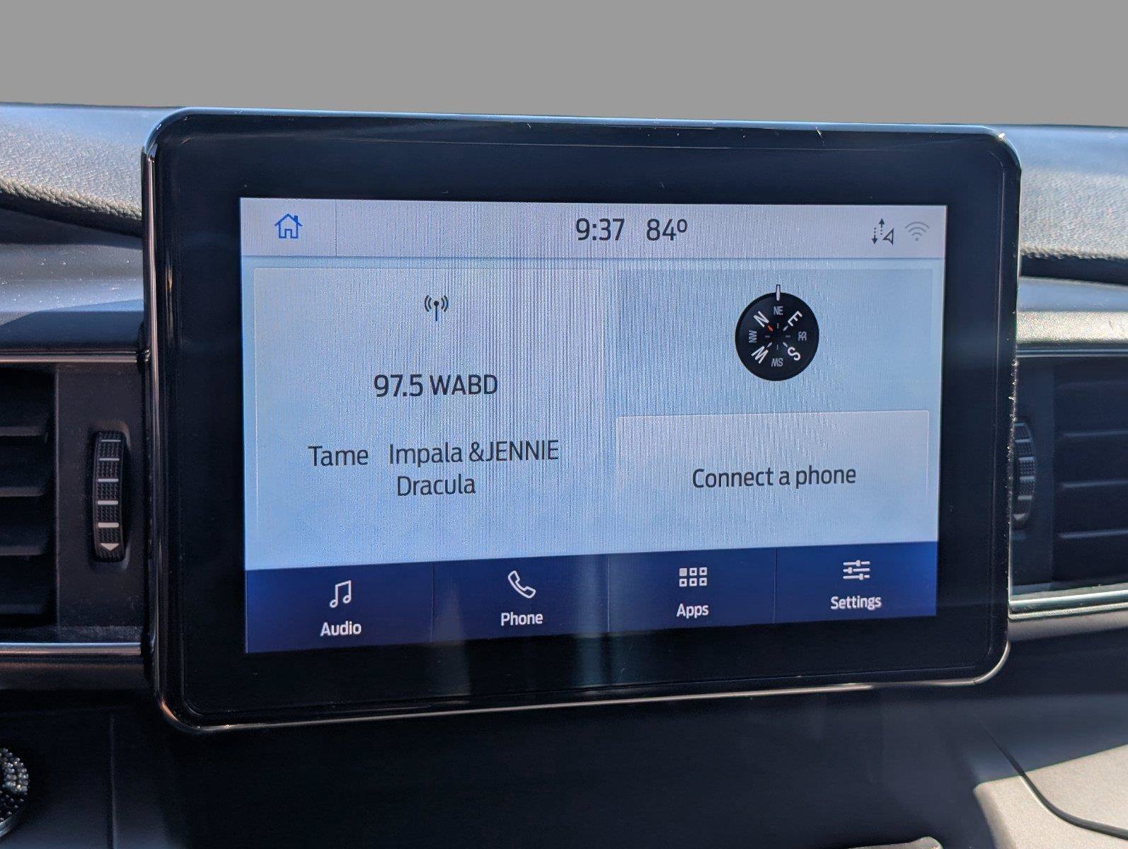 Used 2021 Ford Explorer XLT w/ Equipment Group 202A RWD image 22