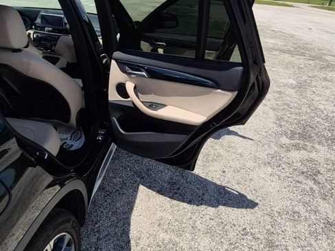 Used 2020 BMW X1 sDrive28i w/ Convenience Package FWD image 9
