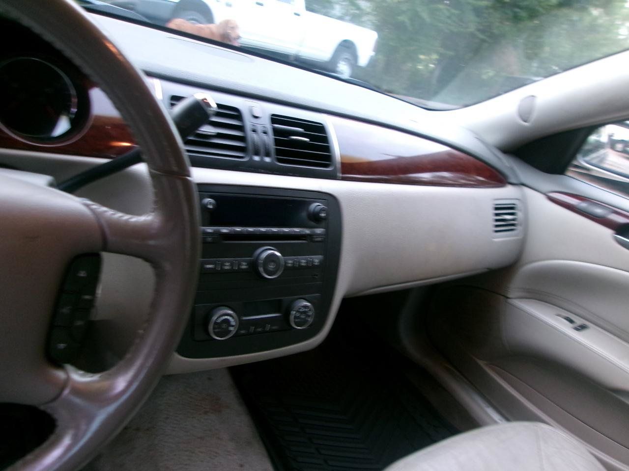 Used 2006 Buick Lucerne CXL w/ Luxury Package FWD image 12