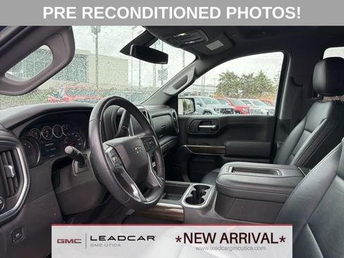 Used 2022 Chevrolet Silverado 1500 LT Trail Boss w/ Bed Protection Package AWD/4WD image 17