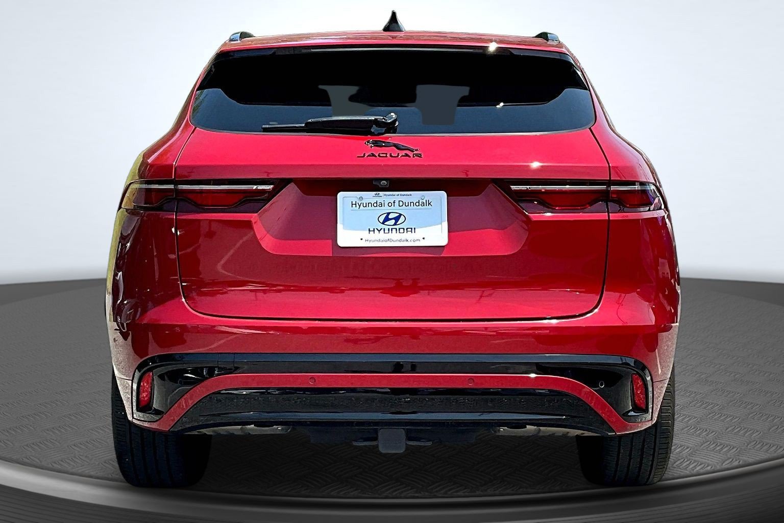Used 2024 Jaguar F-PACE R-Dynamic S AWD/4WD image 4