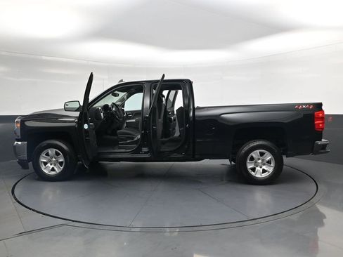 Used 2019 Chevrolet Silverado 1500 LT AWD/4WD image 40