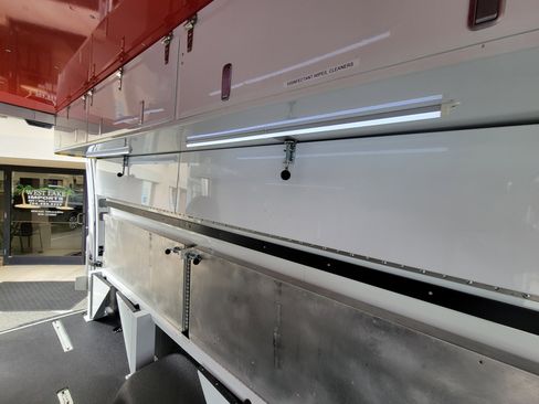 Used 2015 Mercedes-Benz Sprinter 3500 w/ Cargo Protection Package image 47