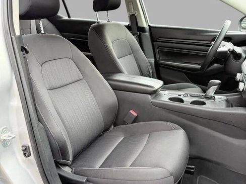 Used 2019 Nissan Altima 2.5 S AWD/4WD image 34