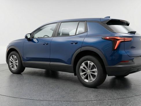 Used 2025 Chevrolet Equinox LT image 6