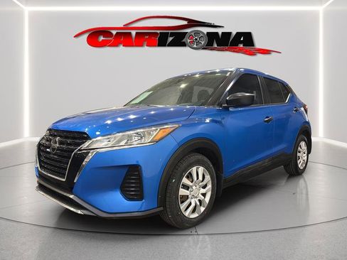 Used 2021 Nissan Kicks S image 3