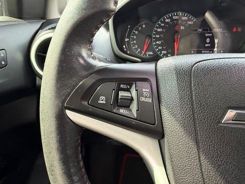 Used 2018 Chevrolet Sonic LT w/ Fun and Sun Package FWD image 13