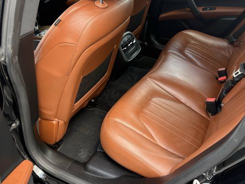 Used 2017 Maserati Ghibli RWD image 10