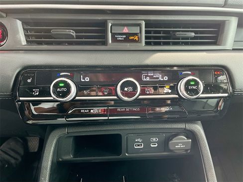 Used 2025 Honda Pilot EX-L image 15