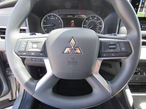 New 2026 Mitsubishi Outlander ES FWD image 29