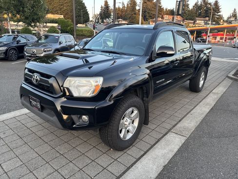 Used 2013 Toyota Tacoma PreRunner w/ TRD Sport Pkg RWD image 1