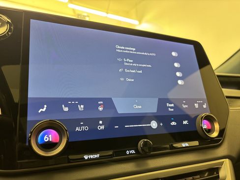 Used 2025 Lexus RX 350 AWD w/ Convenience Package image 26