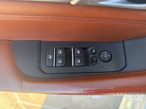 Used 2021 BMW X6 M50i w/ Executive Package image 14