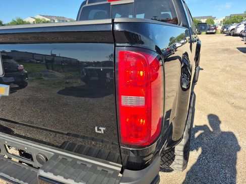 Used 2017 Chevrolet Colorado LT w/ LT Convenience Package RWD image 28