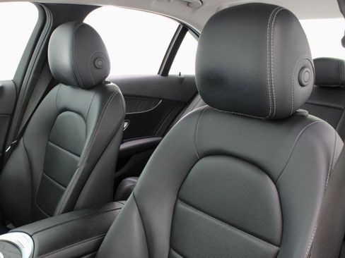 Used 2017 Mercedes-Benz C 300 Sedan image 30