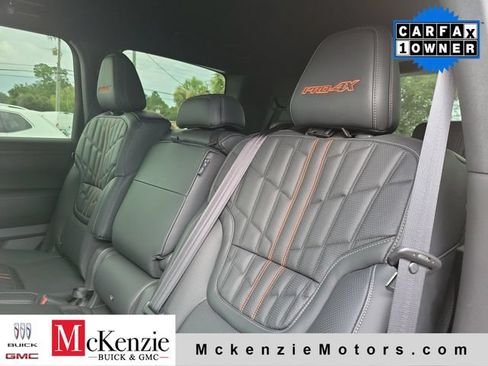 Used 2025 Nissan Armada PRO-4X AWD/4WD image 22