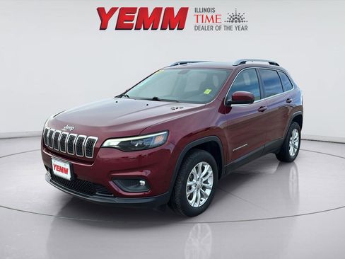 Used 2019 Jeep Cherokee Latitude w/ Cold Weather Group image 5