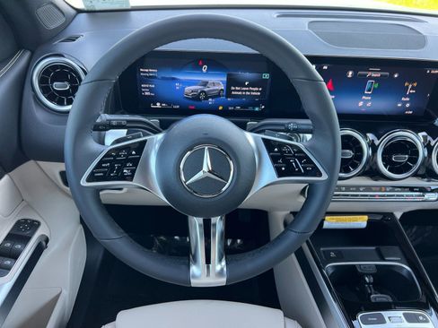 New 2026 Mercedes-Benz GLB 250 image 16