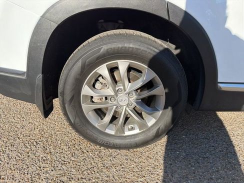 Used 2020 Hyundai Santa Fe SEL image 17