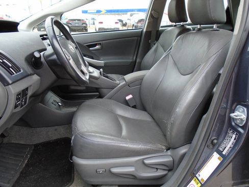 Used 2010 Toyota Prius Three image 7
