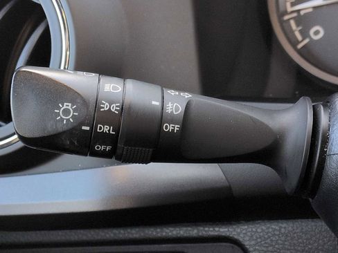 Used 2019 Toyota Tacoma TRD Sport image 26