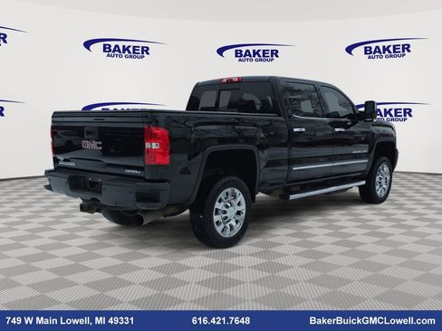 Used 2019 GMC Sierra 2500 Denali w/ Duramax Plus Package image 5