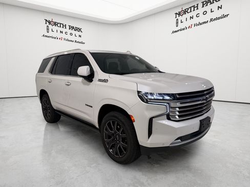 Used 2023 Chevrolet Tahoe High Country w/ LPO, Illumination Package AWD/4WD image 7