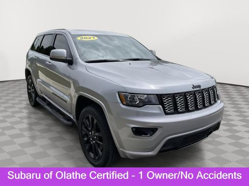 Used 2021 Jeep Grand Cherokee Laredo X AWD/4WD image 1
