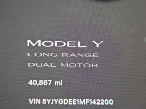 Used 2021 Tesla Model Y Long Range AWD/4WD image 29