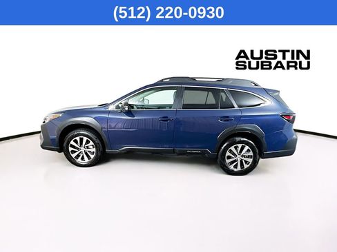 Certified 2025 Subaru Outback Premium image 5