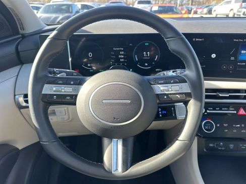 Used 2025 Hyundai Tucson SEL image 14