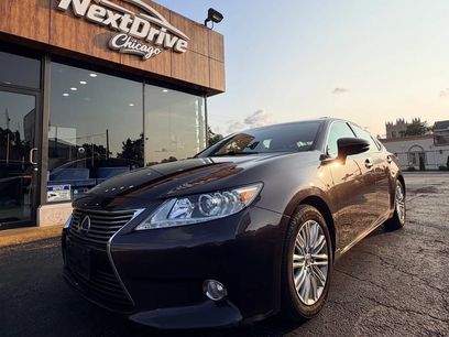 Used 2013 Lexus ES 350 w/ Luxury Pkg