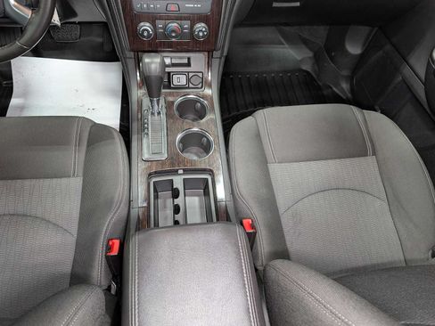 Used 2016 Chevrolet Traverse LT AWD/4WD image 19