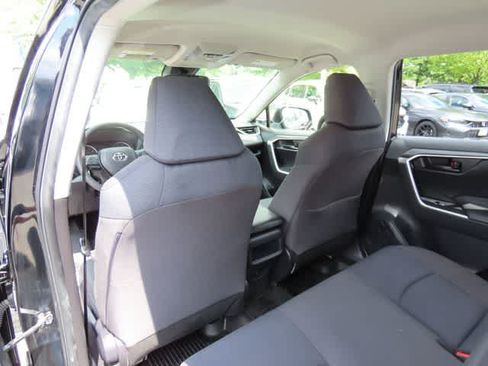 Used 2019 Toyota RAV4 LE w/ All Weather Liner Package AWD/4WD image 14