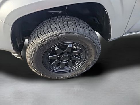 Used 2023 Toyota Tacoma SR image 12