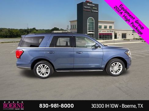 Used 2022 Ford Expedition XLT AWD/4WD image 8