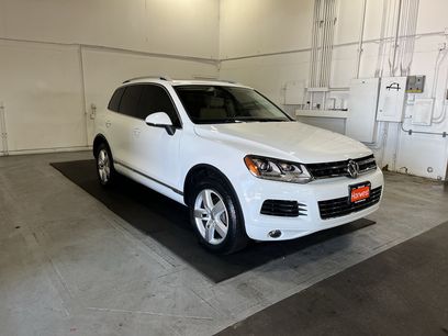 Used 2013 Volkswagen Touareg VR6
