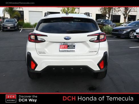 Used 2024 Subaru Crosstrek 2.0i Premium image 6
